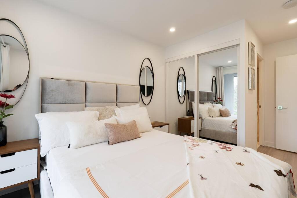 Luxe 2 Bed Suite Downtown Toronto Near Waterfront מראה חיצוני תמונה